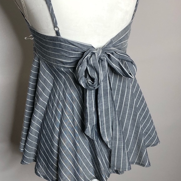 Striped Open Back Bow Tank - Picture 3 of 6